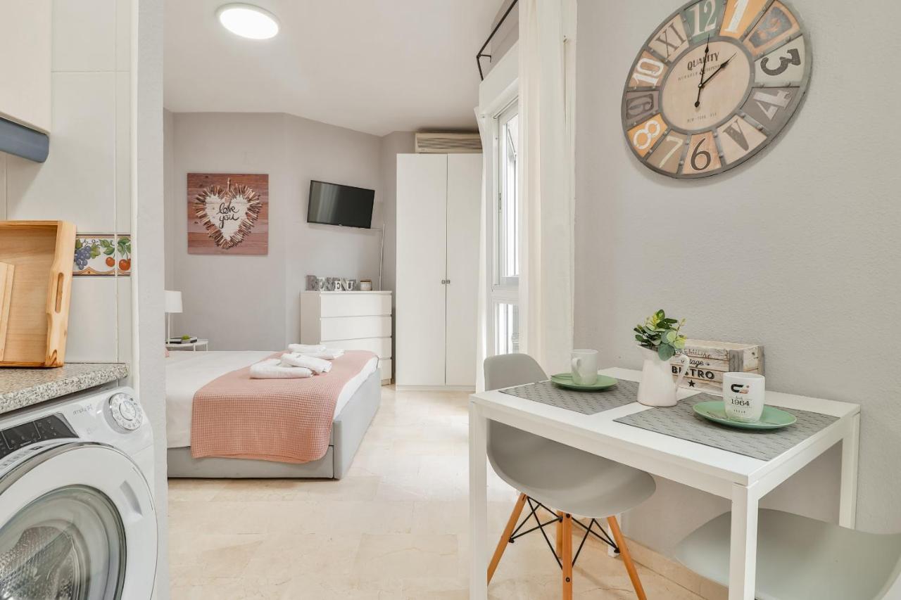 C14 - Nice Studio Close To Historical Center 马拉加 外观 照片